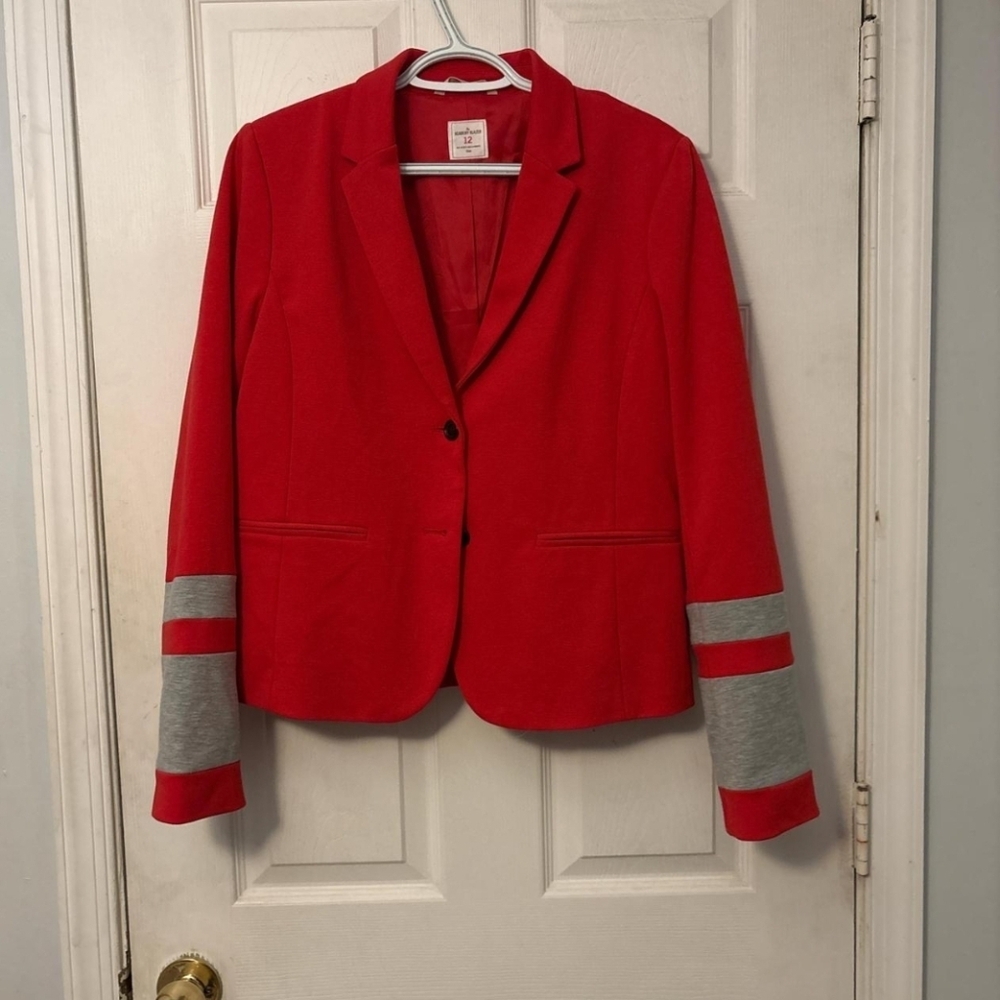 Trendy GAP Women's Red Blazer with Gray Accents